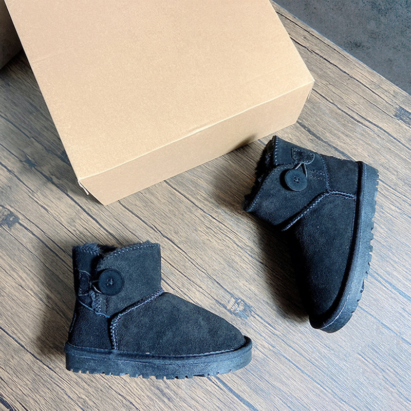 Casual, comfortable, warm, thin soled snow boots  E531