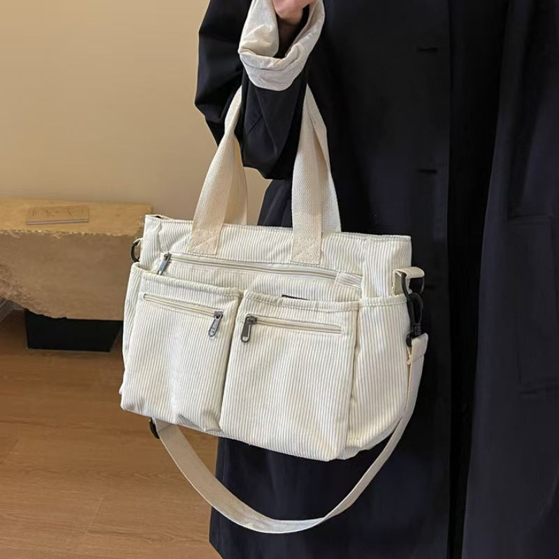 Single shoulder large capacity commuting leisure crossbody bag E1184