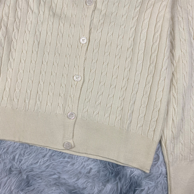 Versatile Knitted Casual Shirt   E1501