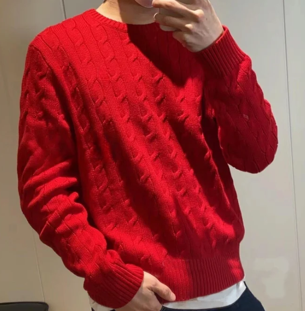 Men's knitted sweater with long sleeves and loose fit   E877