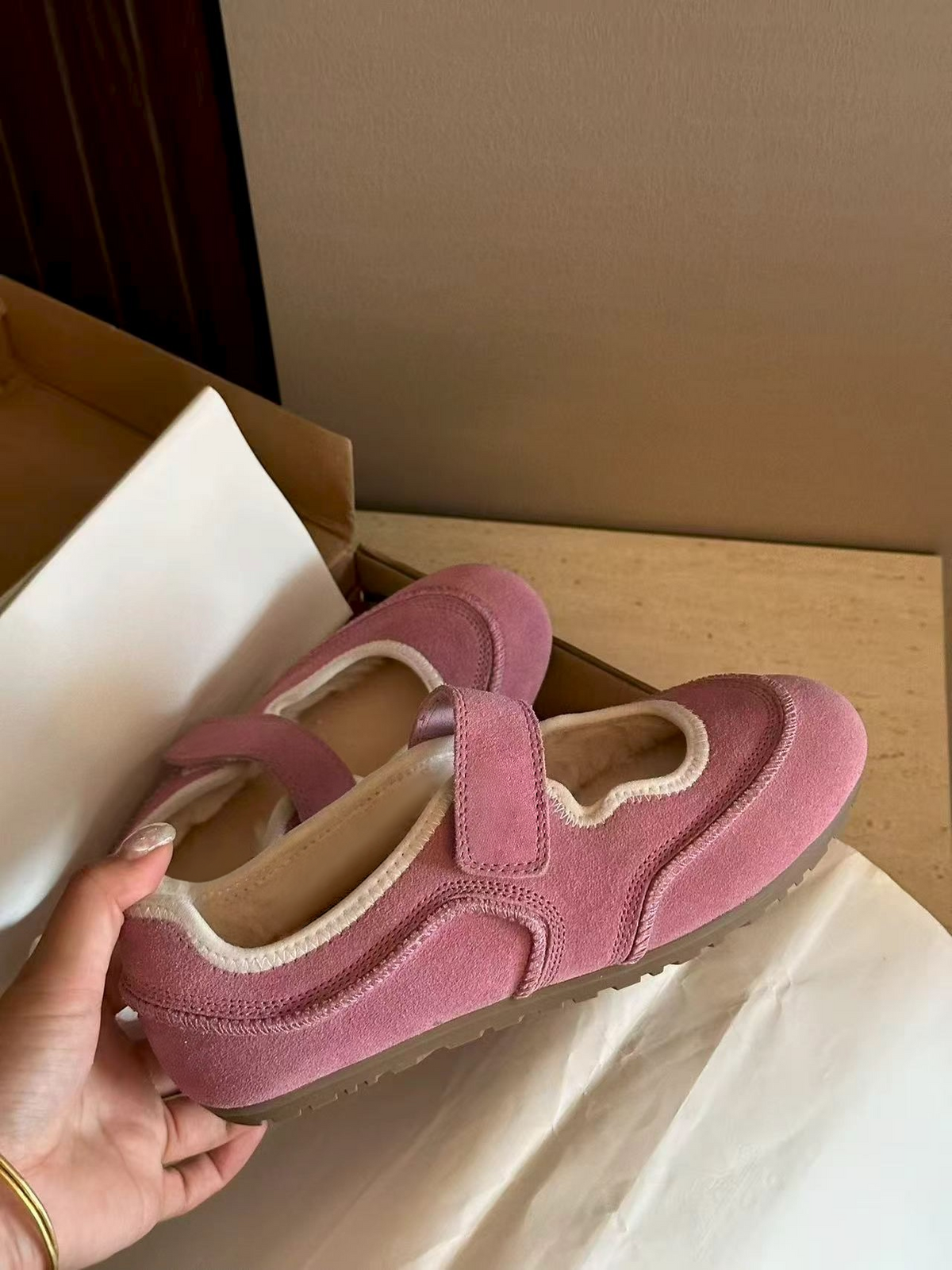 Popular women's Velcro low cut shoes   E1457