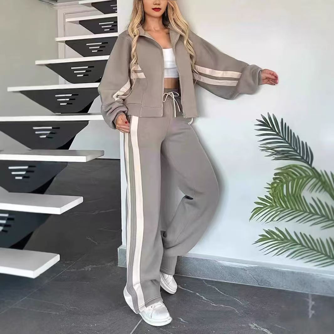 Popular leisure sports suit   E254