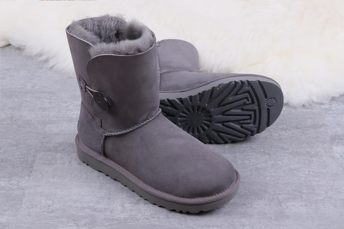 Versatile thickened and plush boots  E695