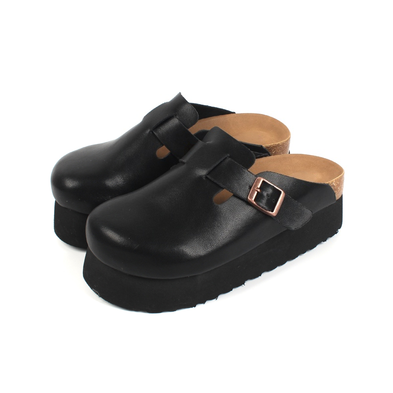 Popular and comfortable slippers for wearing outside E1440