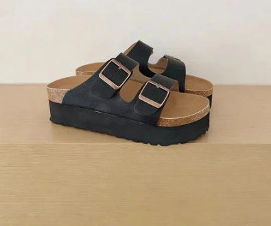 Thick soled sandals without heels for outdoor wear   E1084