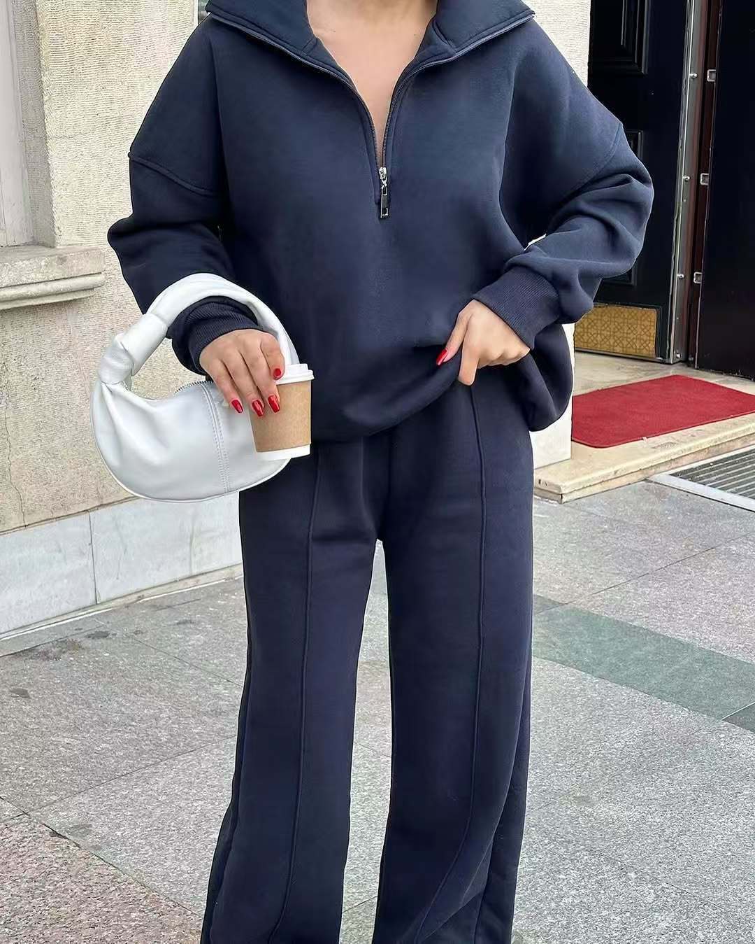 Leisure loose sports suit   E747
