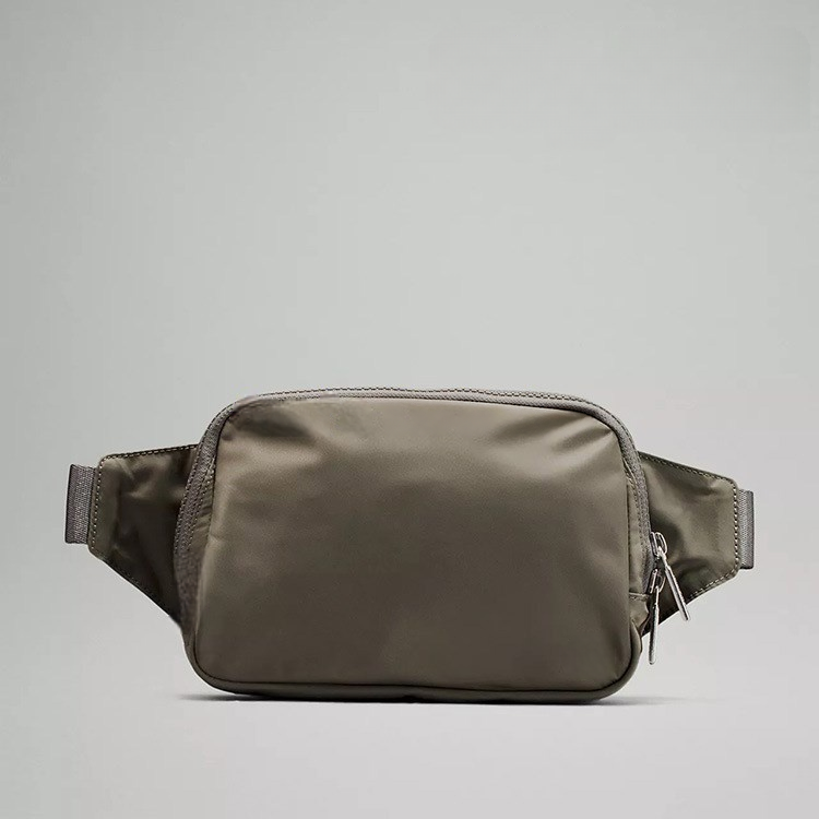 Sports and leisure crossbody bag E1303