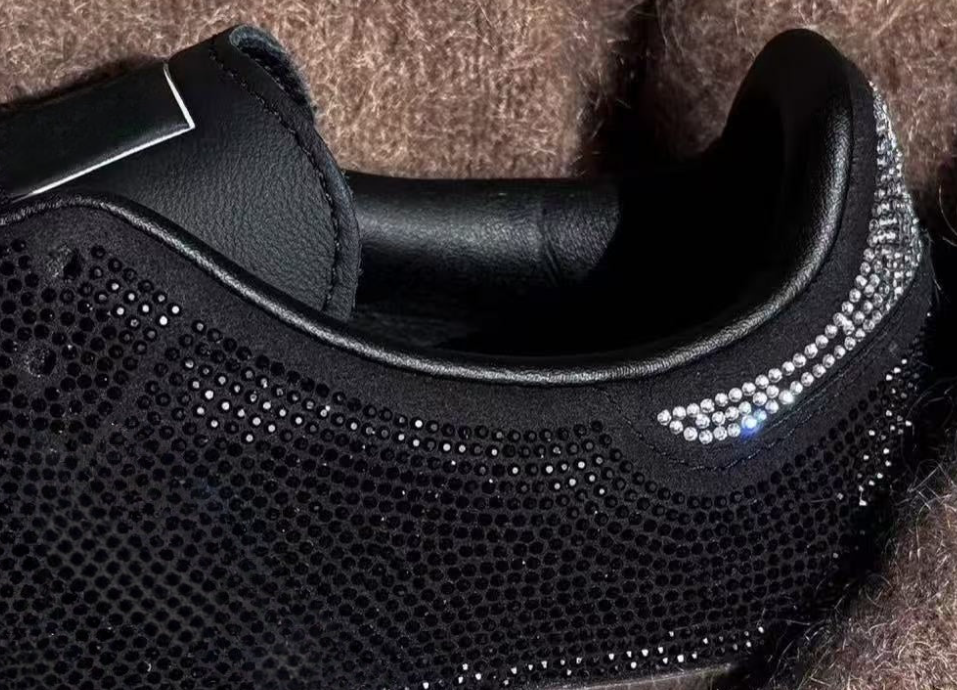 Versatile sports and casual shoes  E863