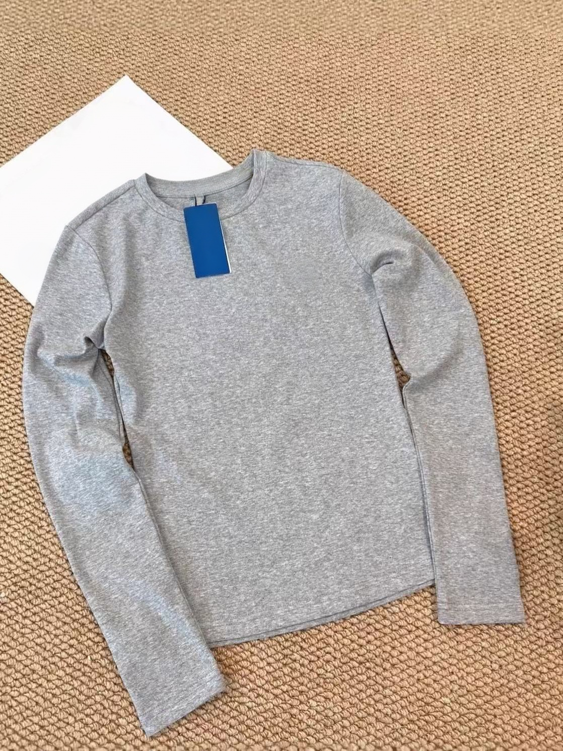 Casual versatile long sleeved top  E1428