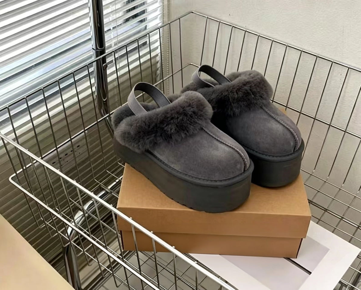 Half slippers with thick velvet sole  E1481