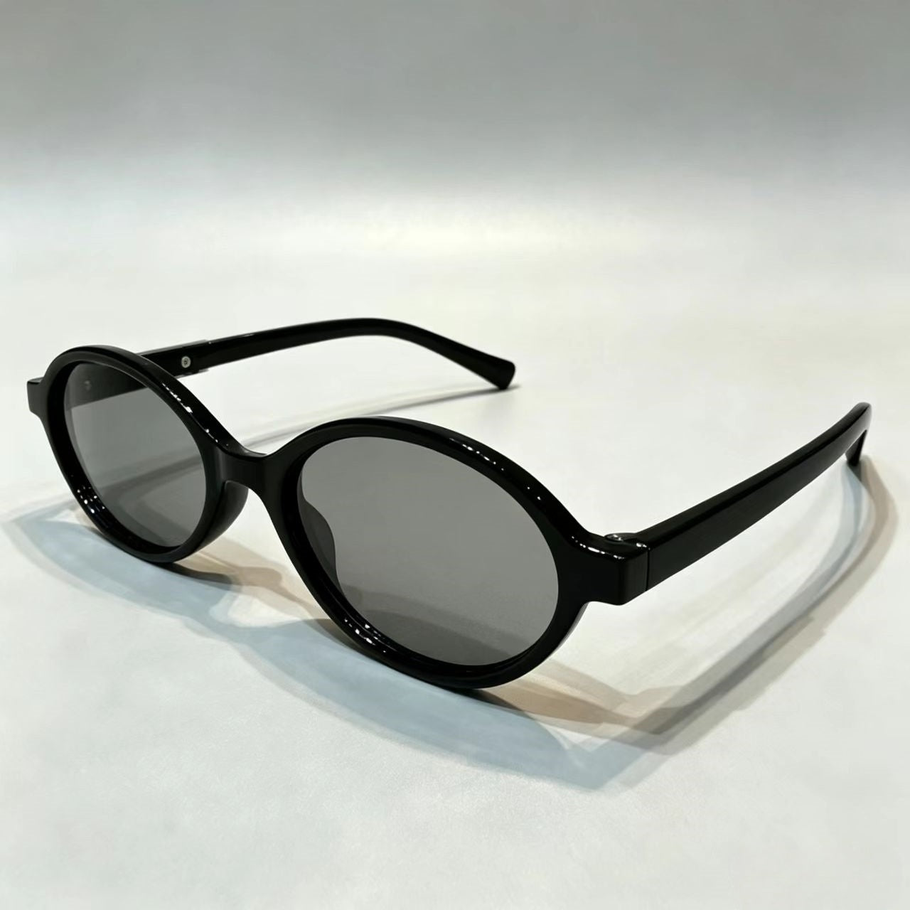 Round frame casual versatile glasses E1319