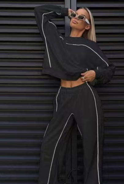 Solid color casual long sleeved sports suit  E1462
