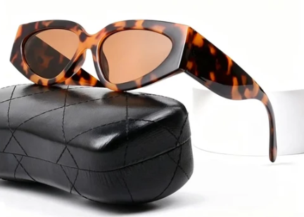 Cat eye sunglasses with personalized UV protection E1007