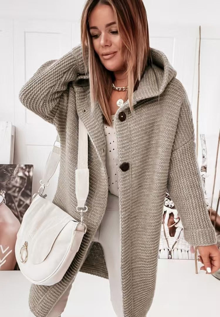 Knitted loose cardigan hooded    E311