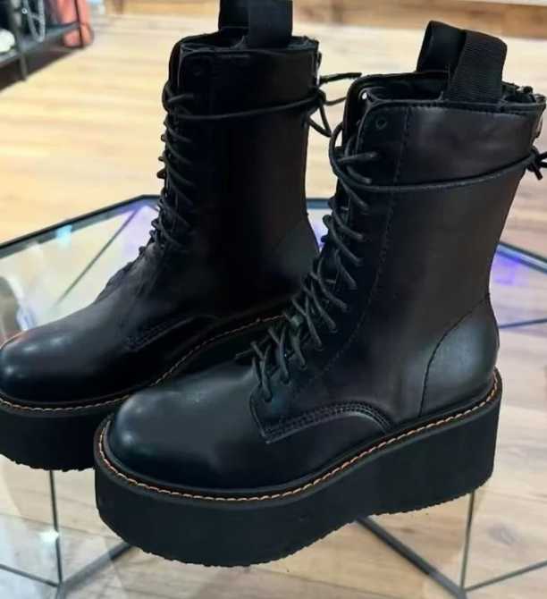 Thick soled women's lace up boots   E854